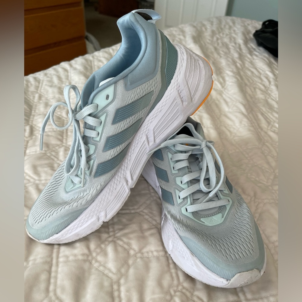Adidas Questar Cloudfoam Sustainable Sneakers, size 10